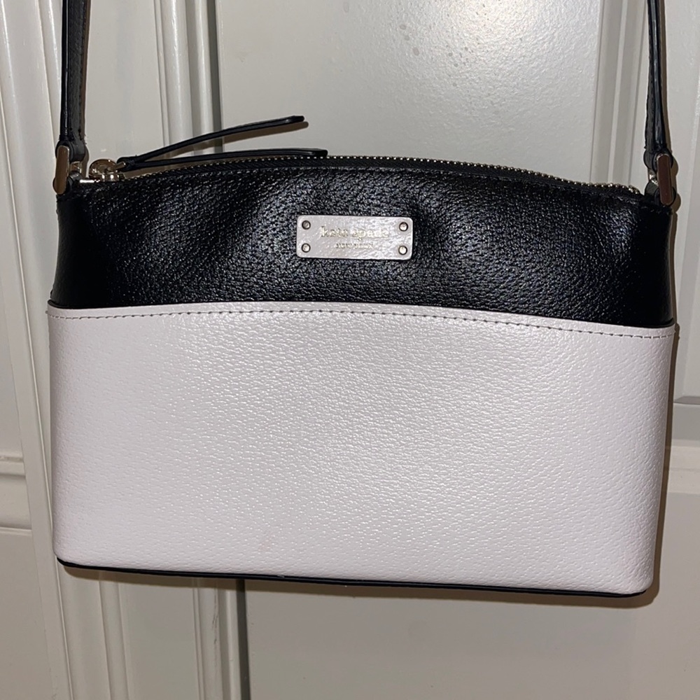 Kate Spade Crossbody purse